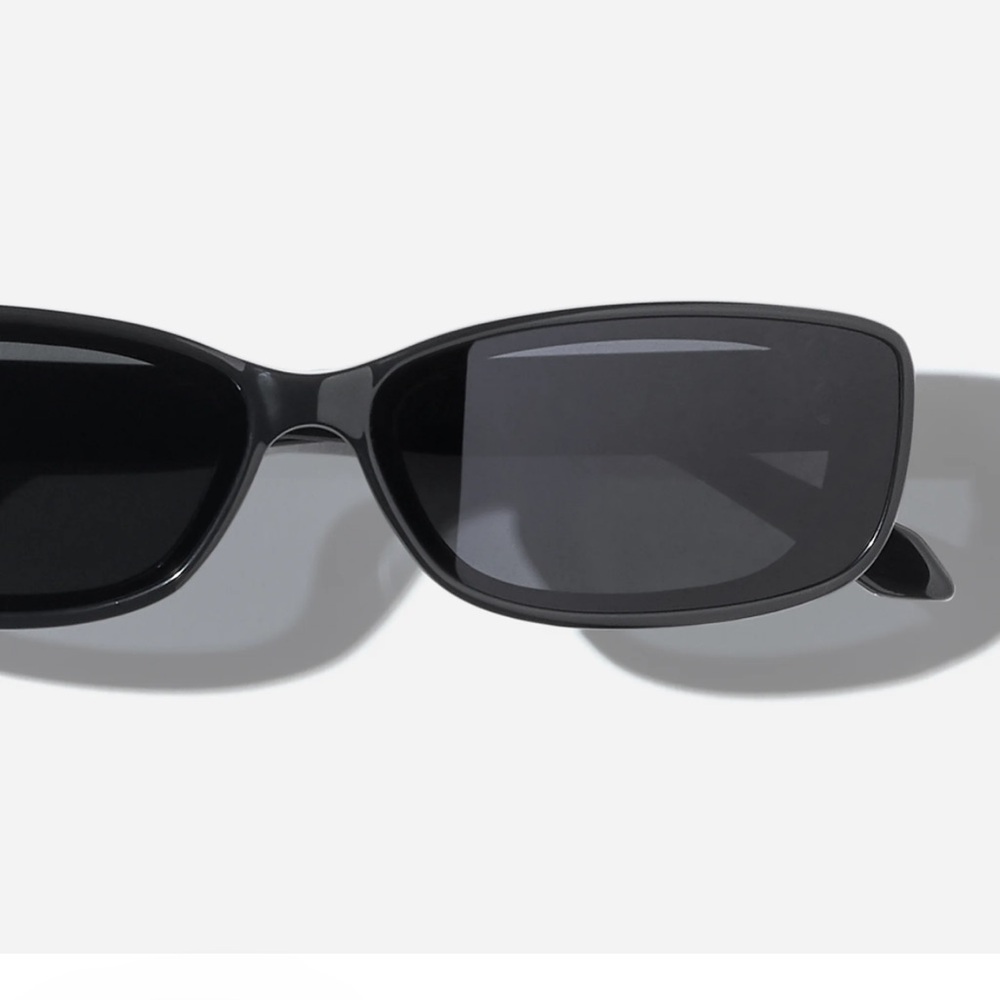 Quay Vibe Check Black Rectangular Sunglasses New … - image 7